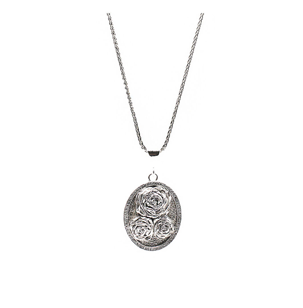 Rosa Eterna Necklace